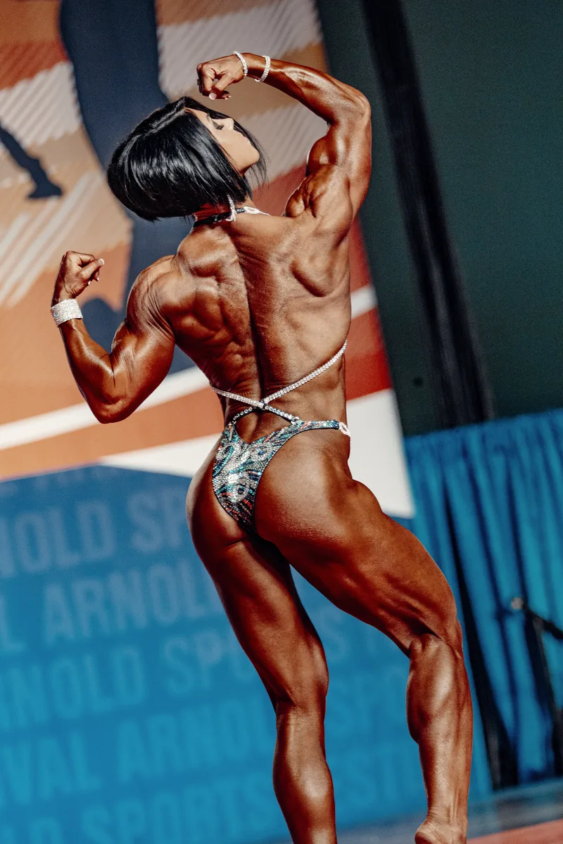 Dana Linn Bailey - Arnold Classic 2015