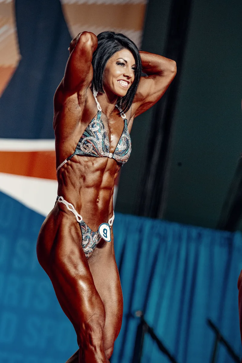 Dana Linn Bailey - Arnold Classic 2015