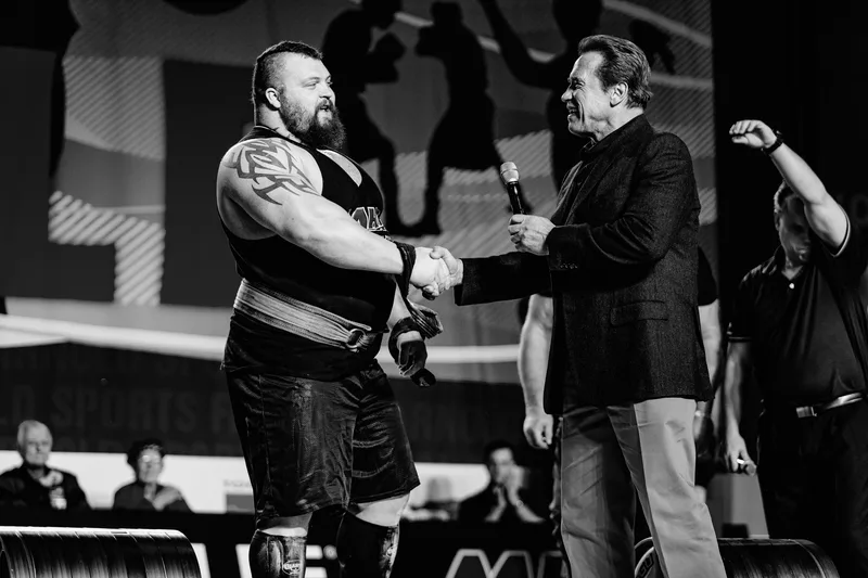 Eddie Hall & Arnold Schwarzenegger - Arnold Classic 2016 (B&W)