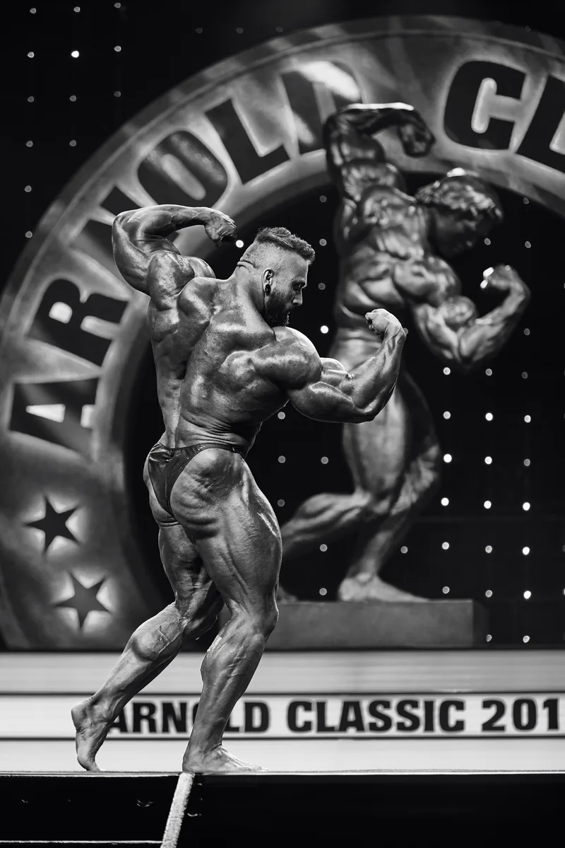 Luke Sandoe - Arnold Classic 2019 (B&W)