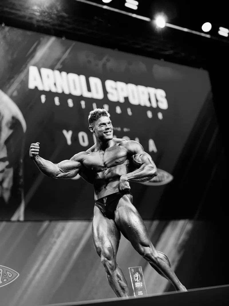 Wesley Vissers - Arnold Classic UK 2024 (B&W)