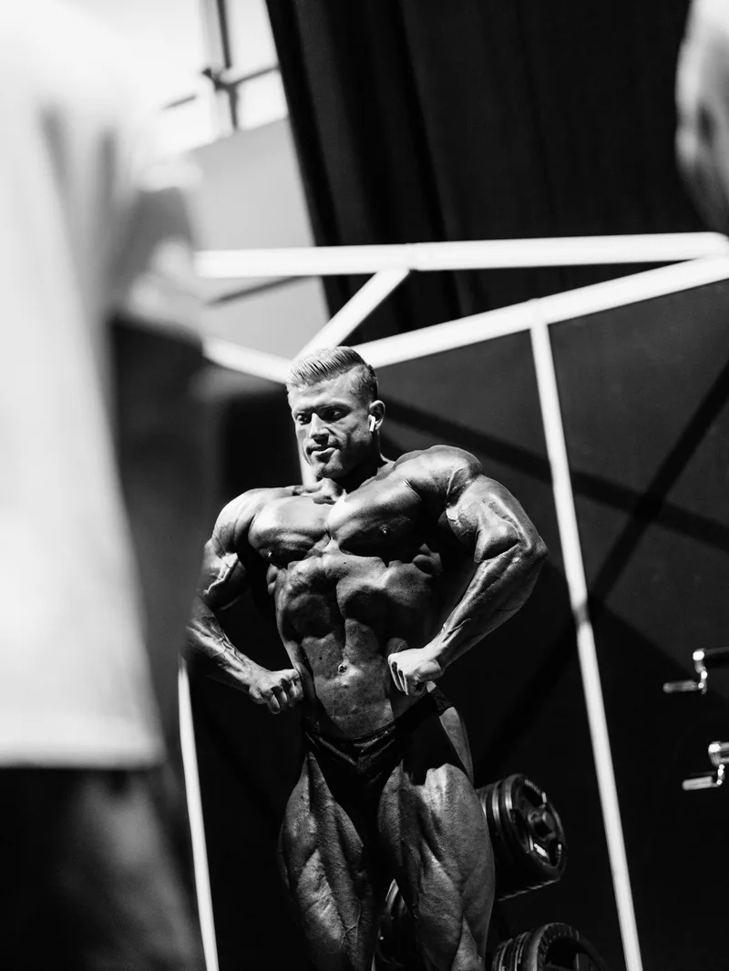 Wesley Vissers - Arnold Classic UK 2024 (B&W)