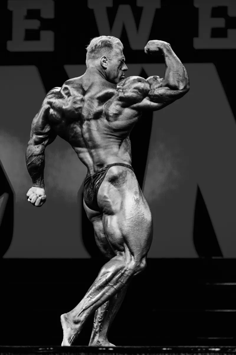 Dennis Wolf - Mr. Olympia 2015 (B&W)