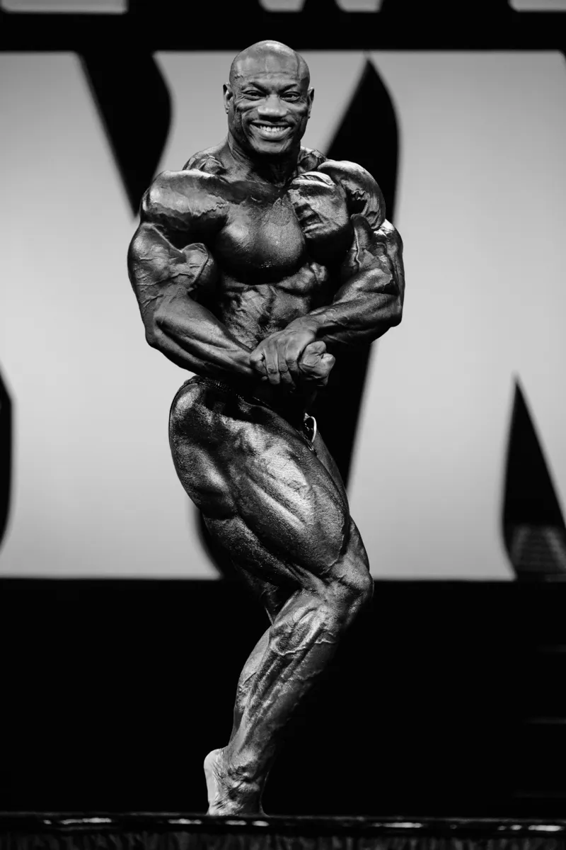 Dexter Jackson - Mr. Olympia 2015 (B&W)