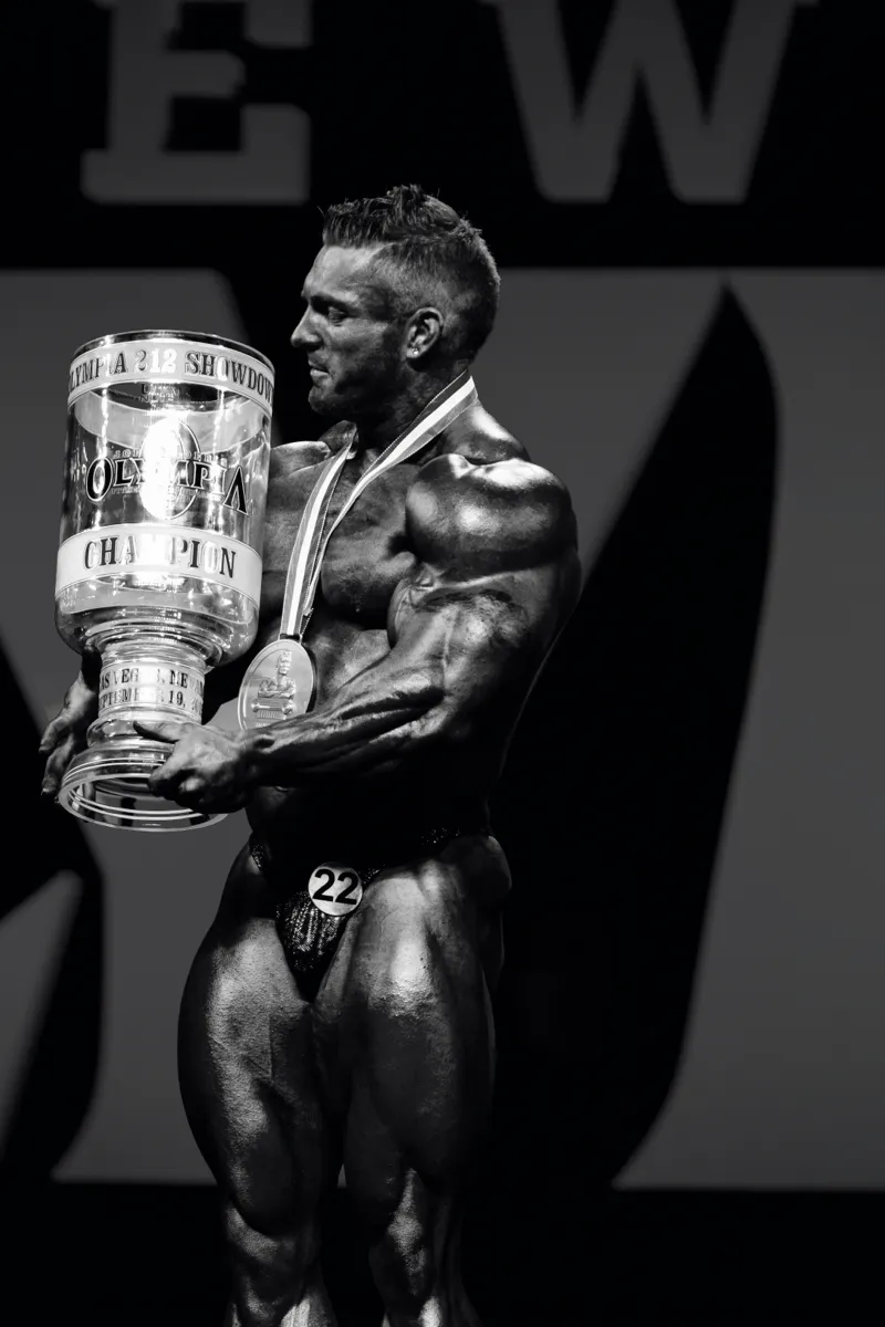 Flex Lewis - Mr. Olympia 2015 (B&W)