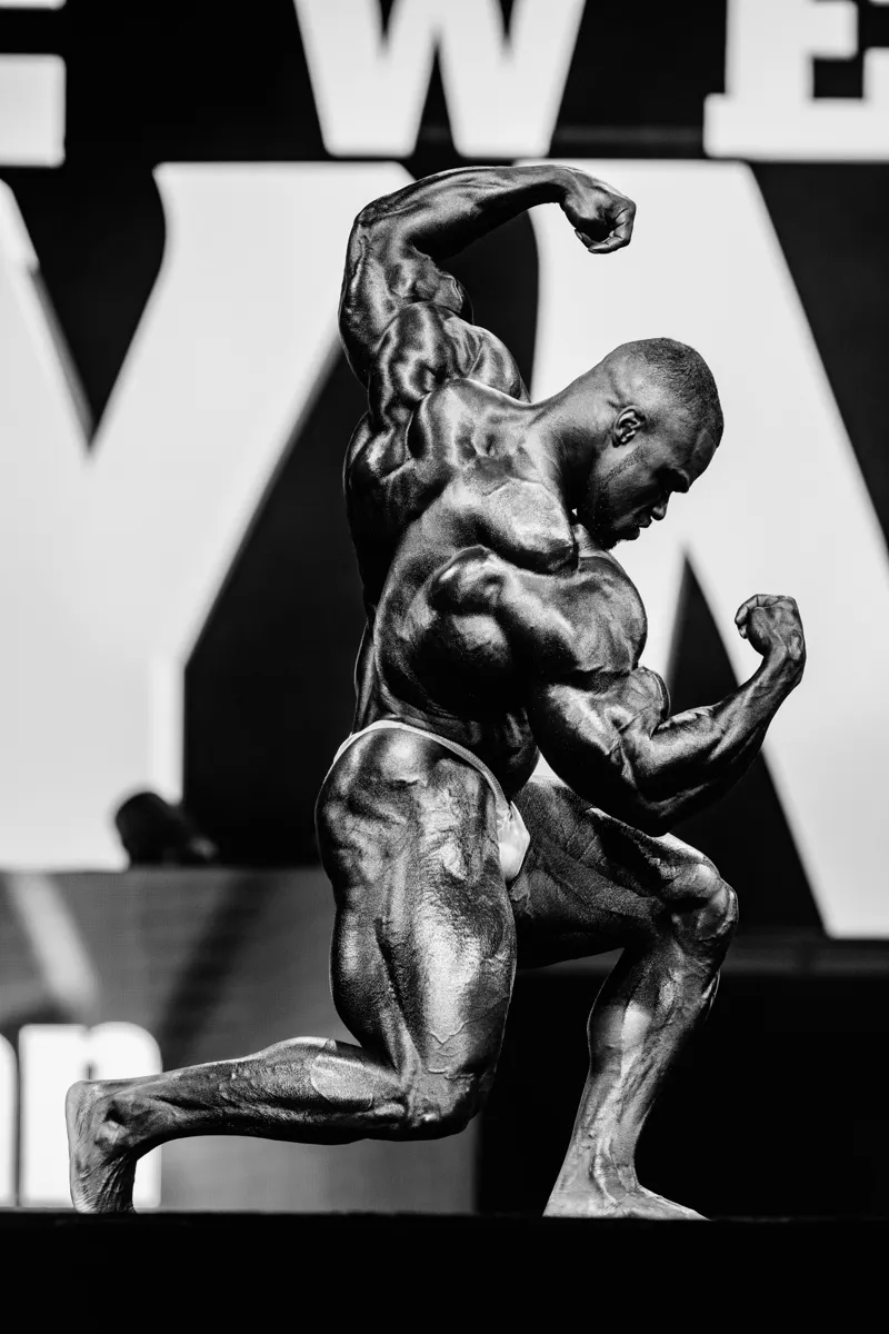 Brandon Curry - Mr. Olympia 2017 (B&W)