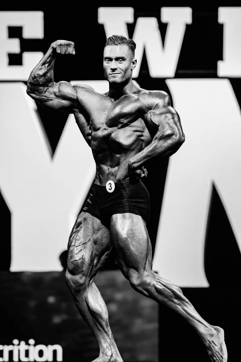 Chris Bumstead - Mr. Olympia 2017 (B&W)