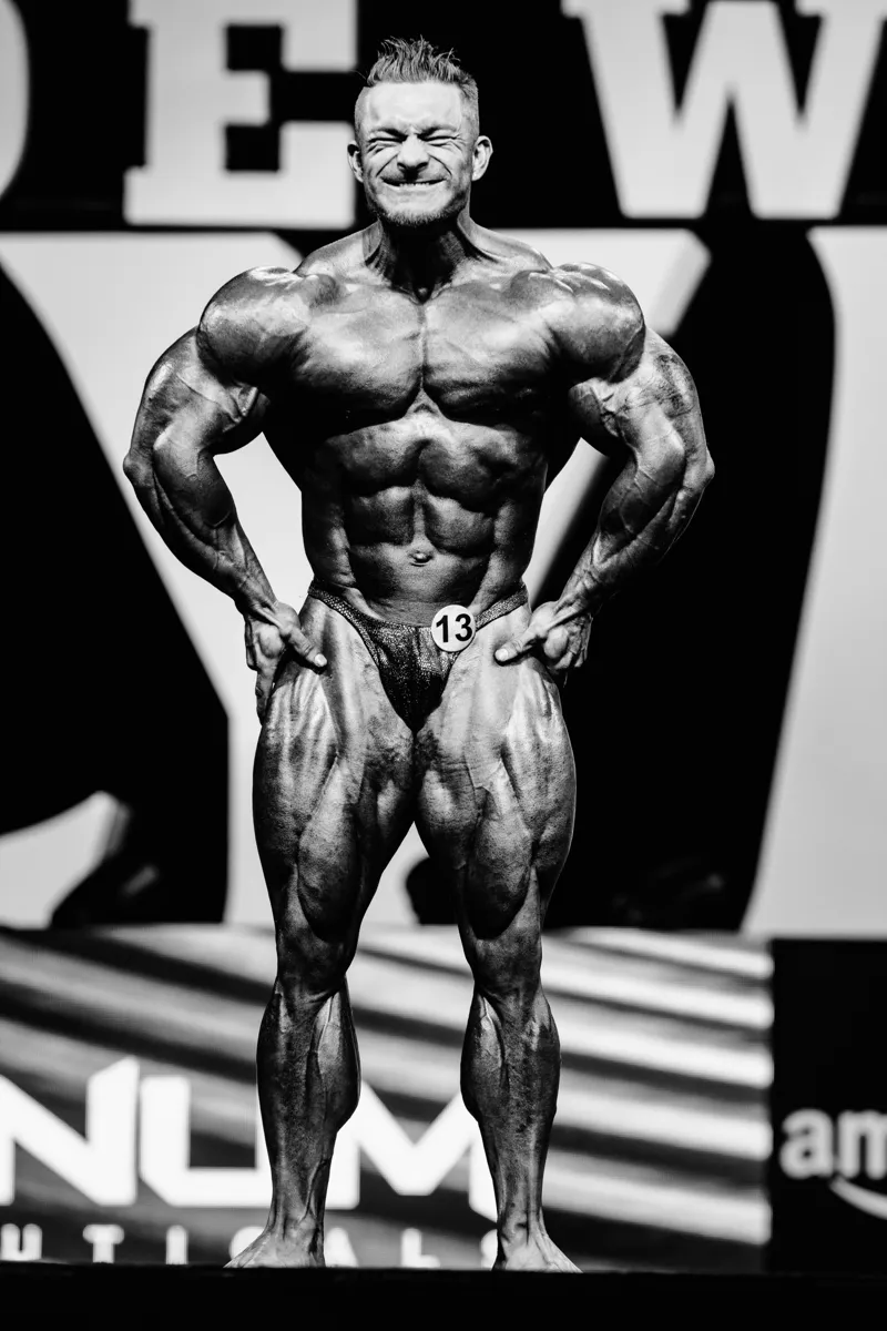 Flex Lewis - Mr. Olympia 2017 (B&W)