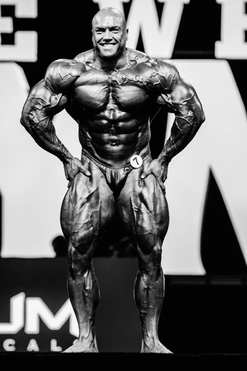Josh Lenartowicz - Mr. Olympia 2017 (B&W)