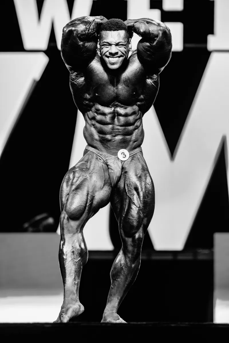 Nathan De Asha - Mr. Olympia 2017 (B&W)