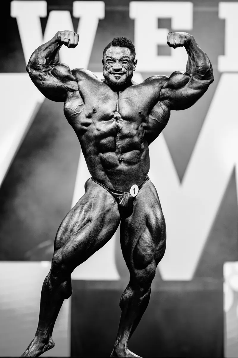 Roelly Winklaar - Mr. Olympia 2017 (B&W)