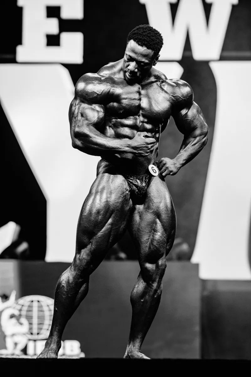 Shawn Rhoden - Mr. Olympia 2017 (B&W)