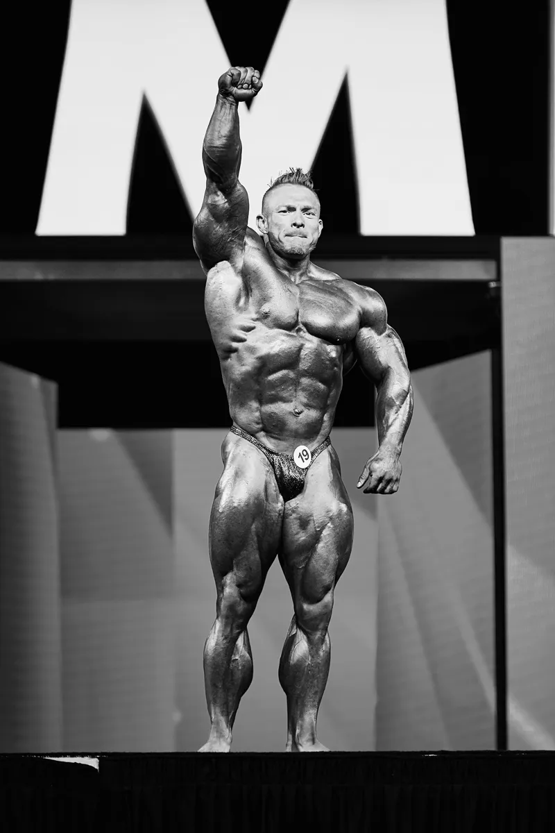 Flex Lewis - Mr. Olympia 2018 (B&W)