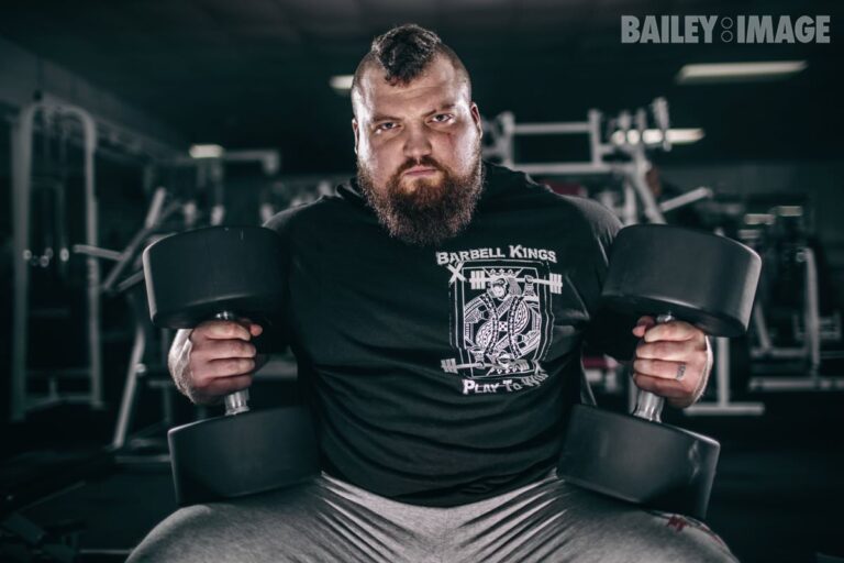Video: Eddie Hall Deadlift World Record Holder